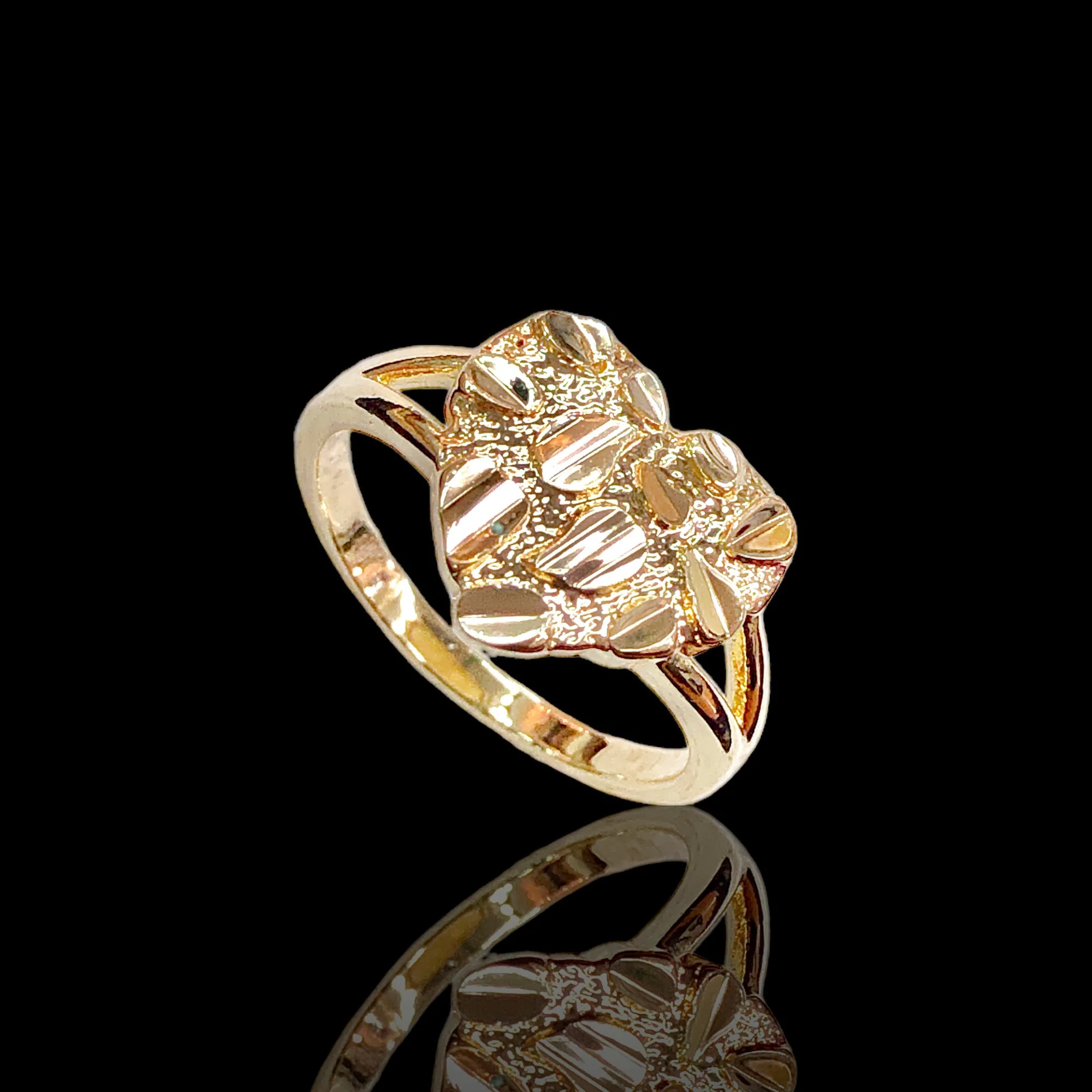 HEART NUGGET RING